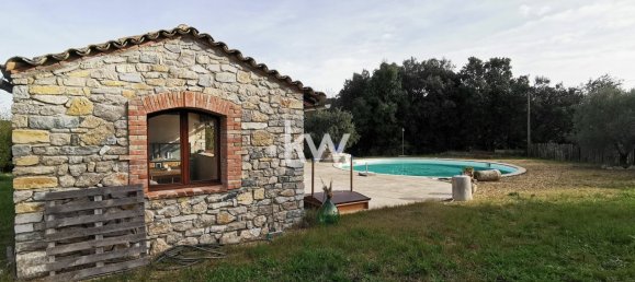 Casa de 3 dormitorios en Gard, France No. 297640 2