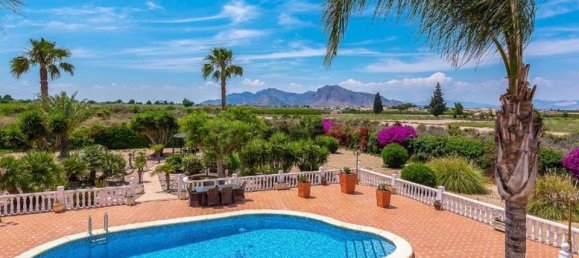 4 Schlafzimmer Villa in Alicante, Spain, Nr. 183602 2