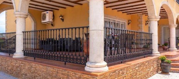 4 Schlafzimmer Villa in Alicante, Spain, Nr. 183602 5