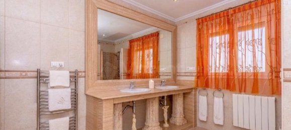 4 Schlafzimmer Villa in Alicante, Spain, Nr. 183602 24