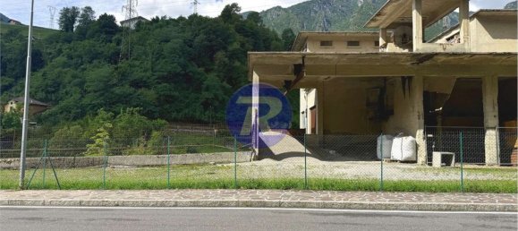 Propriété commerciale à San Giovanni Bianco, Italy 1390m² No. 359068 4