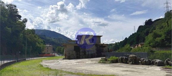 Propriété commerciale à San Giovanni Bianco, Italy 1390m² No. 359068 8