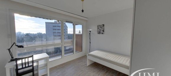 Apartamento de 4 dormitorios en Evry, France No. 148177 7