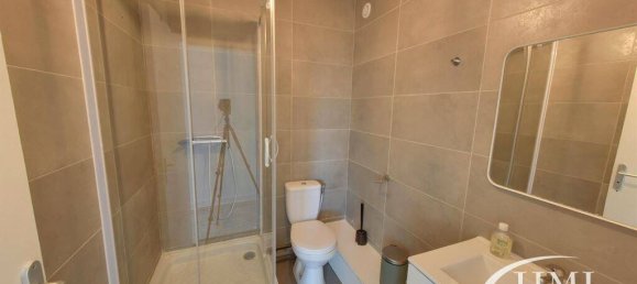 Apartamento de 4 dormitorios en Evry, France No. 148177 6