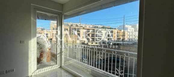 3 bedrooms Apartment in Saint Julian's, Malta No. 7487 6