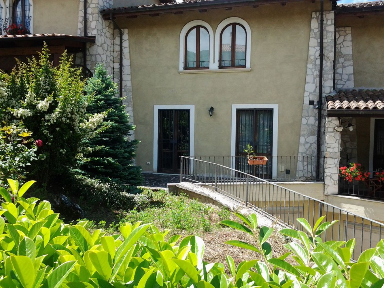6 rooms House in Avezzano, Italy No. 134014