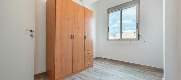 3 bedrooms Penthouse in Castellon, Spain No. 169209 6