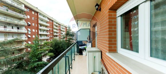 Квартира с 3 комнатами в Рим, Италия № 1902 35