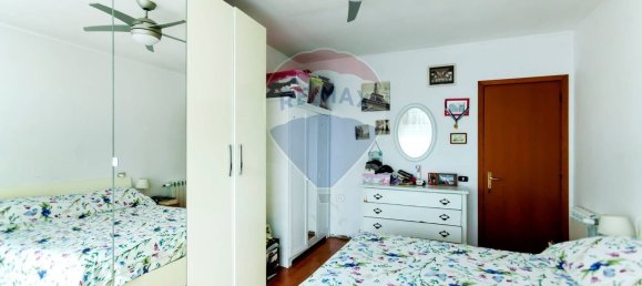 Квартира с 3 комнатами в Рим, Италия № 1902 24