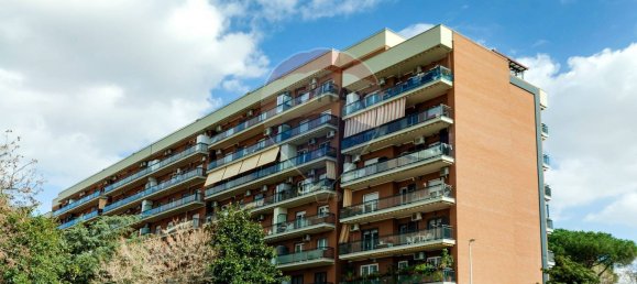 Квартира с 3 комнатами в Рим, Италия № 1902 2