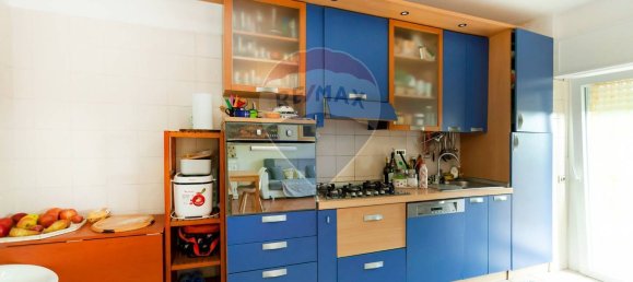 Квартира с 3 комнатами в Рим, Италия № 1902 13