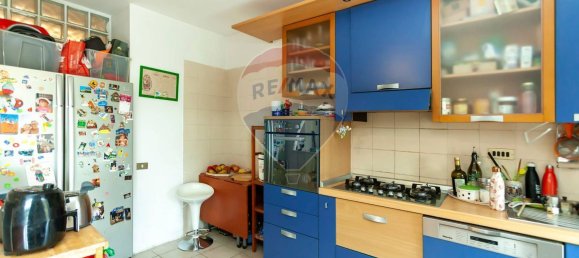 Квартира с 3 комнатами в Рим, Италия № 1902 14