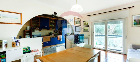 Квартира с 3 комнатами в Рим, Италия № 1902 12