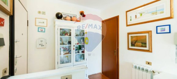 Квартира с 3 комнатами в Рим, Италия № 1902 20