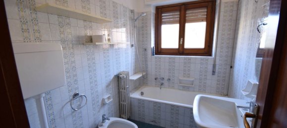 3 rooms Apartment in Piacenza, Italy No. 217002 16