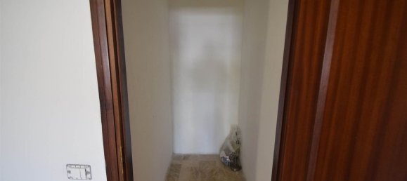 3 rooms Apartment in Piacenza, Italy No. 217002 7