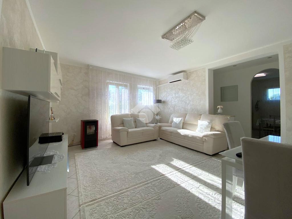 Дом с 6 спальнями в Аццано Мелла, Италия № 298362