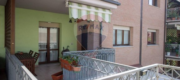 6 rooms Apartment in Monte San Vito, Italy No. 8630 3