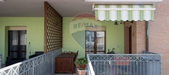 6 rooms Apartment in Monte San Vito, Italy No. 8630 4