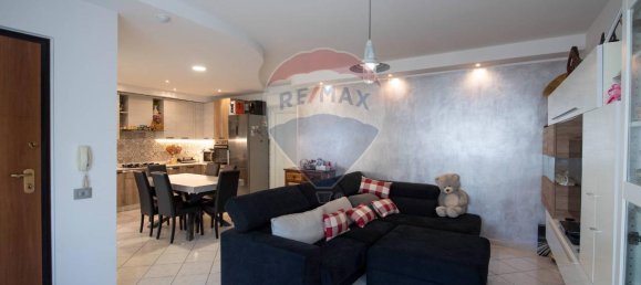 6 rooms Apartment in Monte San Vito, Italy No. 8630 7