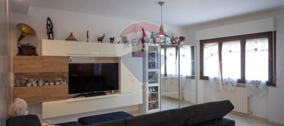 6 rooms Apartment in Monte San Vito, Italy No. 8630 14