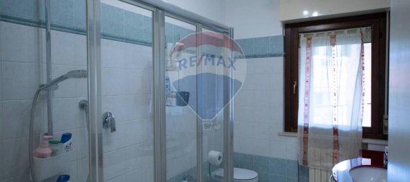 6 rooms Apartment in Monte San Vito, Italy No. 8630 32