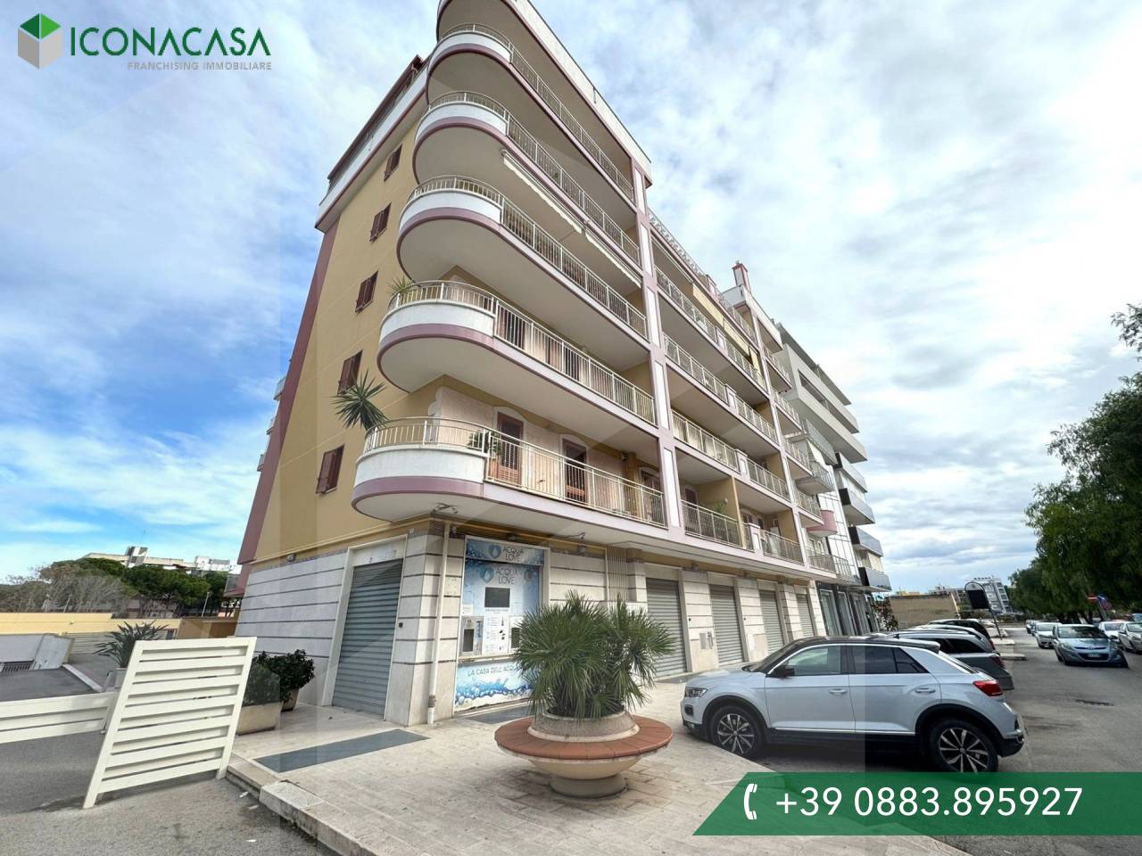 3 rooms Penthouse in Barletta, Italy No. 21040