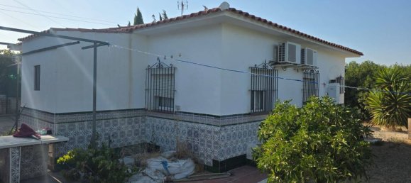 4 bedrooms House in Cartama, Spain No. 133655 3