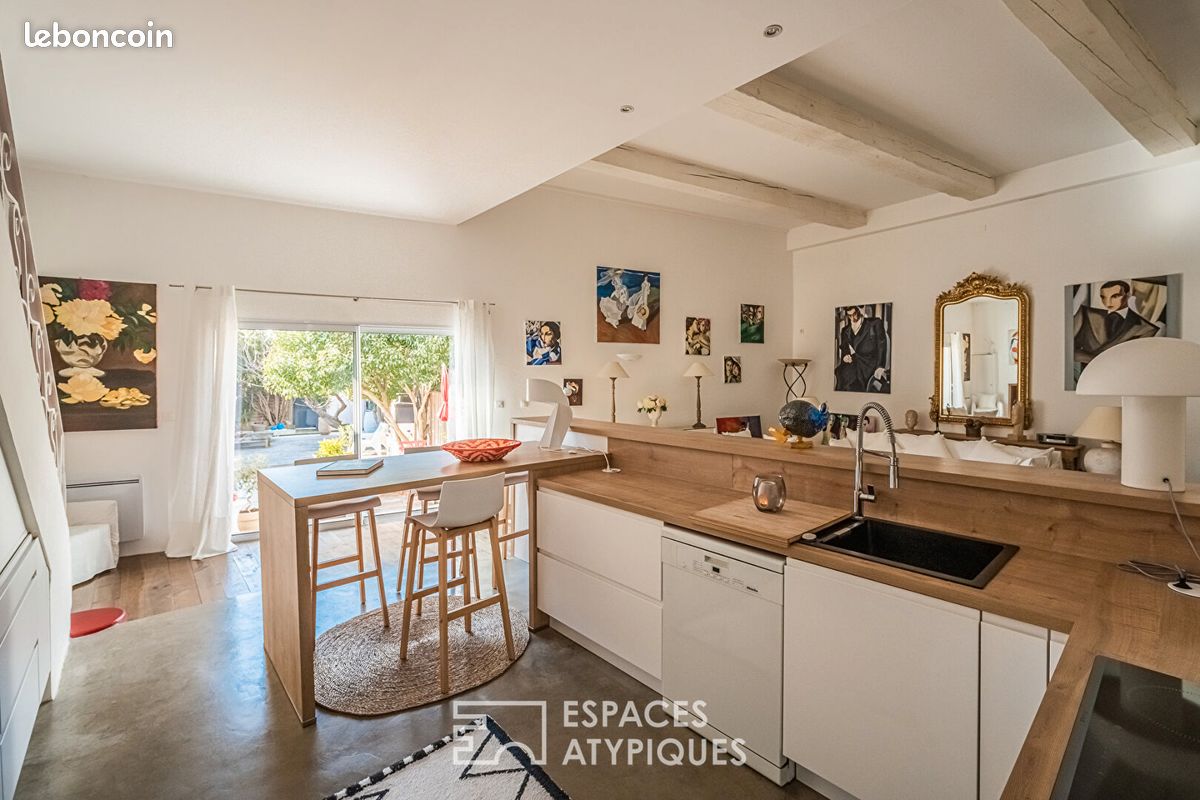 5 bedrooms House in Narbonne, France No. 336276