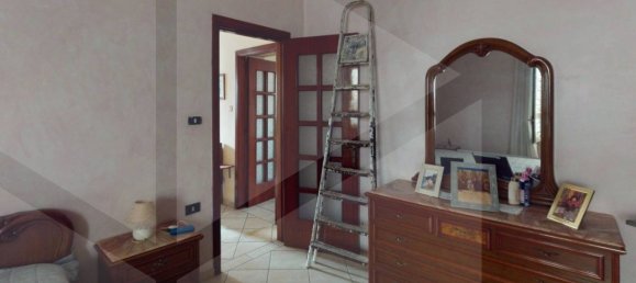 4 rooms Apartment in Sant'Arpino, Italy No. 22840 3
