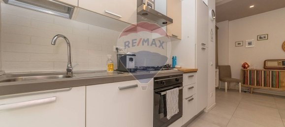 2 bedrooms Apartment in Rome, Italy No. 336092 12