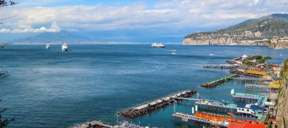 6 rooms House in Sorrento, Italy No. 10528 5