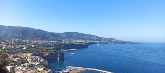 6 rooms House in Sorrento, Italy No. 10528 8