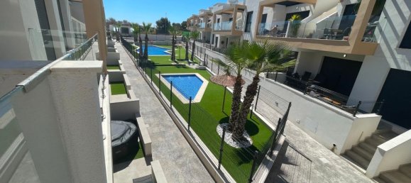 Квартира с 2 спальнями в Аликанте, Испания № 175784 4