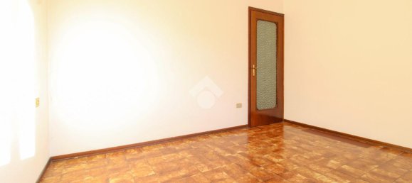 Apartamento de 4 habitaciónes en Vestone, Italy No. 109456 2