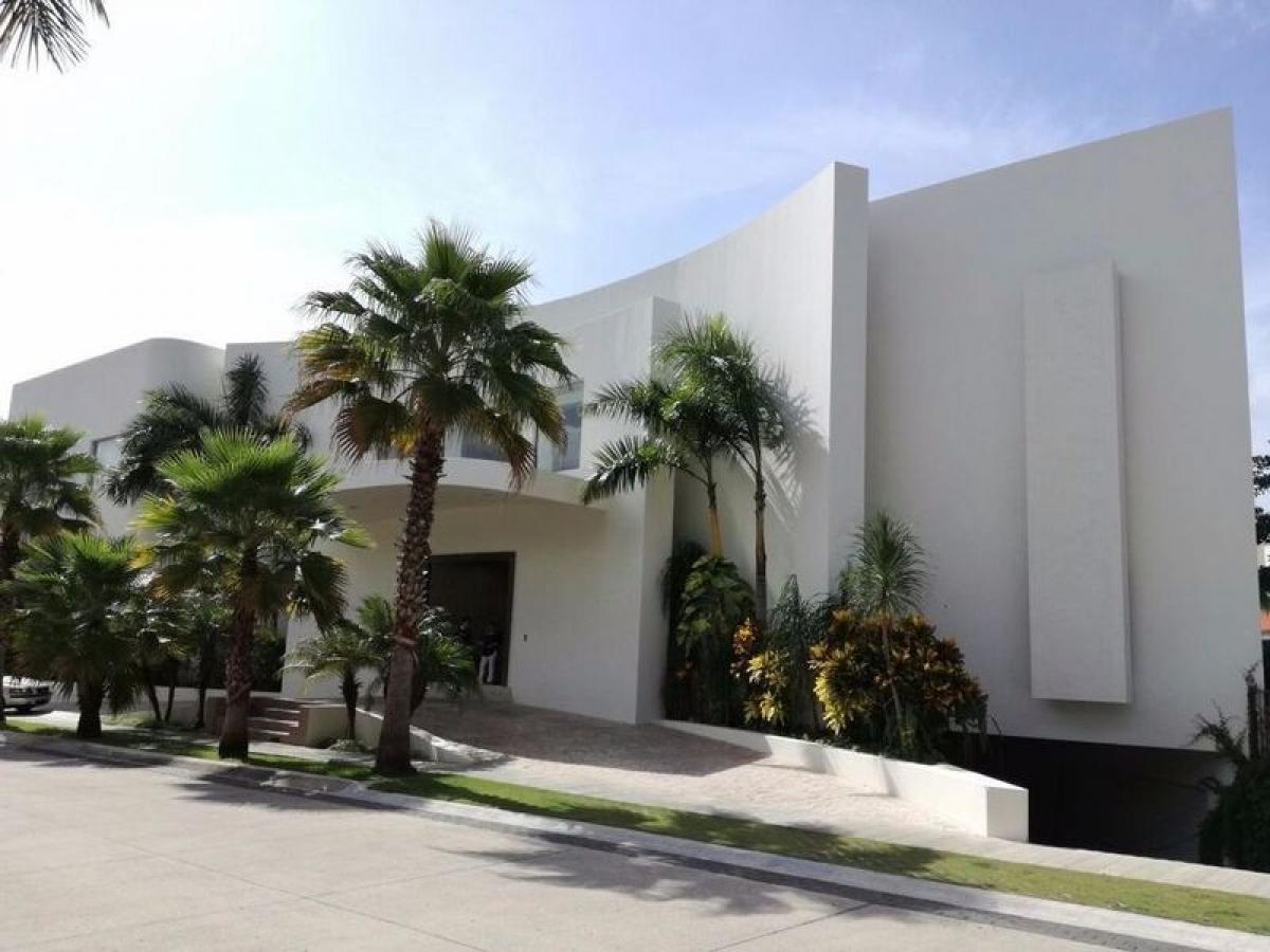 Casa de 4 dormitorios en Mexico No. 164834