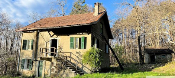 Дом с 7 комнатами в Урбе, Италия № 163441 3