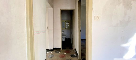 Дом с 7 комнатами в Урбе, Италия № 163441 17