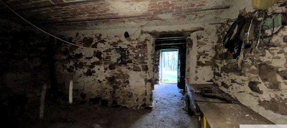 Дом с 7 комнатами в Урбе, Италия № 163441 19