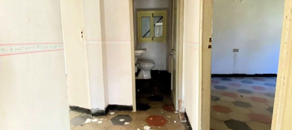 Дом с 7 комнатами в Урбе, Италия № 163441 16