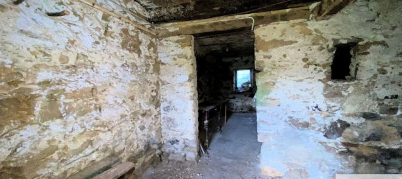 Дом с 7 комнатами в Урбе, Италия № 163441 18