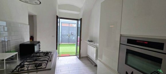 2 bedrooms House in Strambino, Italy No. 294631 4