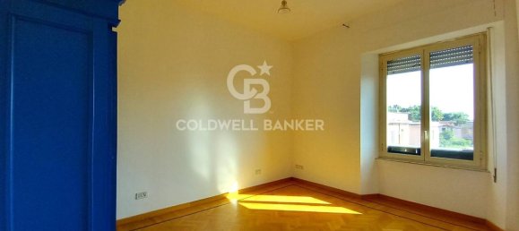 5 rooms Apartment in Viterbo, Italy No. 158616 18