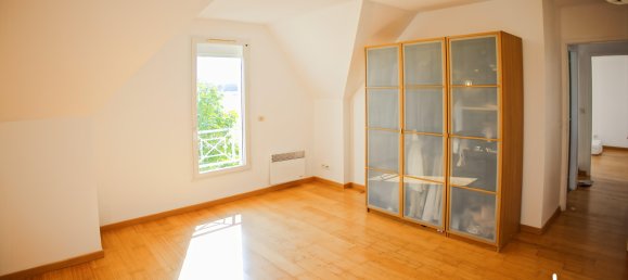 4 Schlafzimmer Haus in Roissy-en-Brie, France, Nr. 121475 8