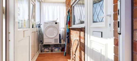 2 bedrooms Bungalow in Doncaster, United Kingdom No. 2765 4