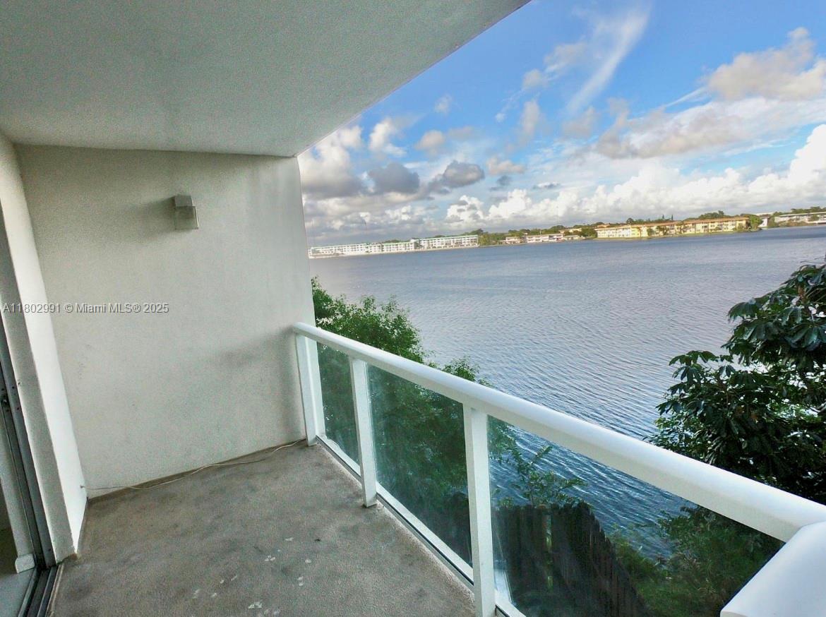 Propriedade comercial T1 em Miami, EUA N.º 615199