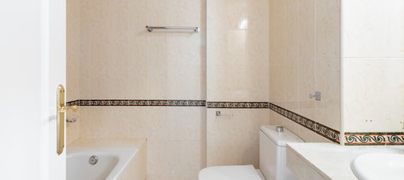 2 bedrooms Penthouse in Marbella, Spain No. 147541 14