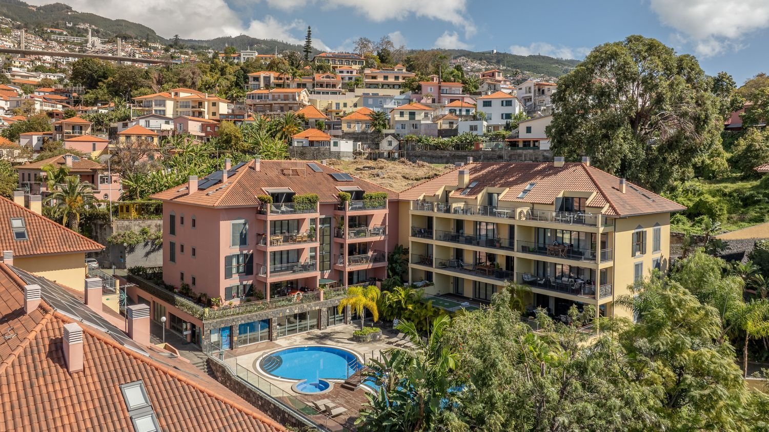 3 bedrooms Apartment in Funchal, Portugal No. 289920