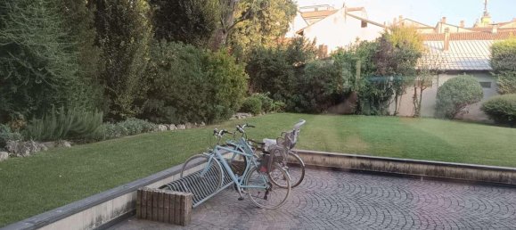 2 rooms Apartment in Piacenza, Italy No. 148238 2