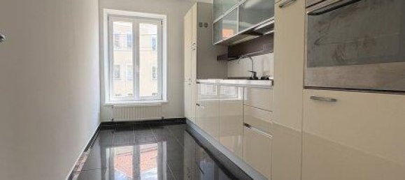 2-salle Appartement à Dobling, Austria No. 223872 4